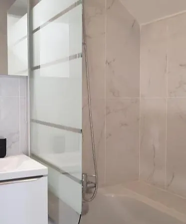 Apartment Studio Argenteuil